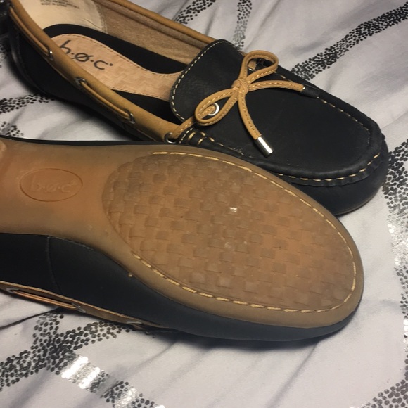 Black and tan flats - Picture 3 of 3